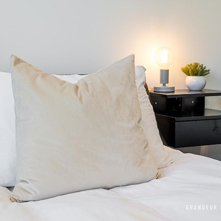 Carbery Lux By Grandeur Property Bournemouth Exteriör bild