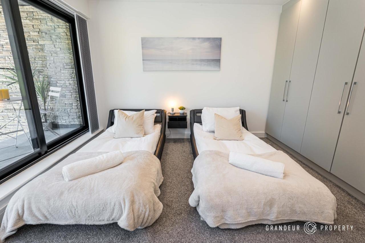 Carbery Lux By Grandeur Property Bournemouth Exteriör bild