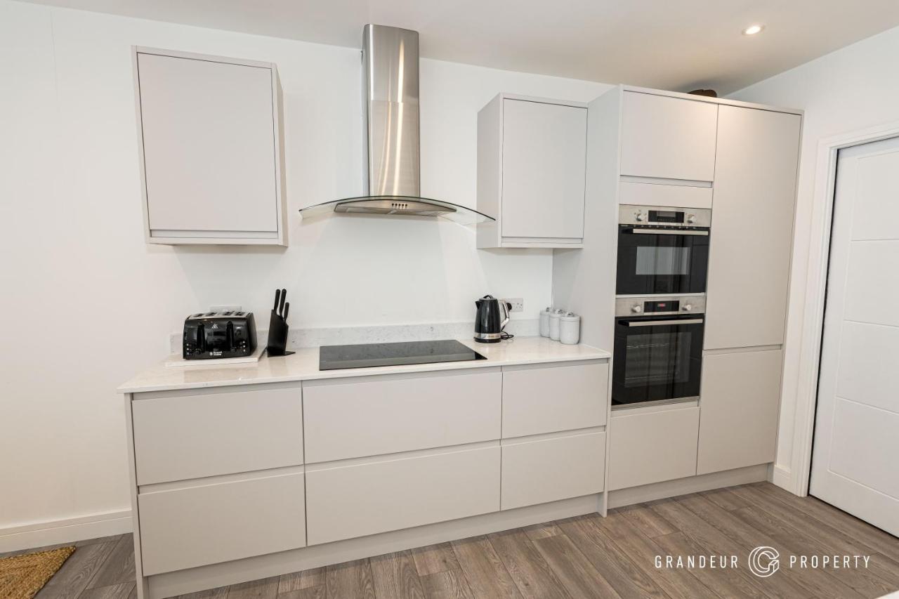 Carbery Lux By Grandeur Property Bournemouth Exteriör bild