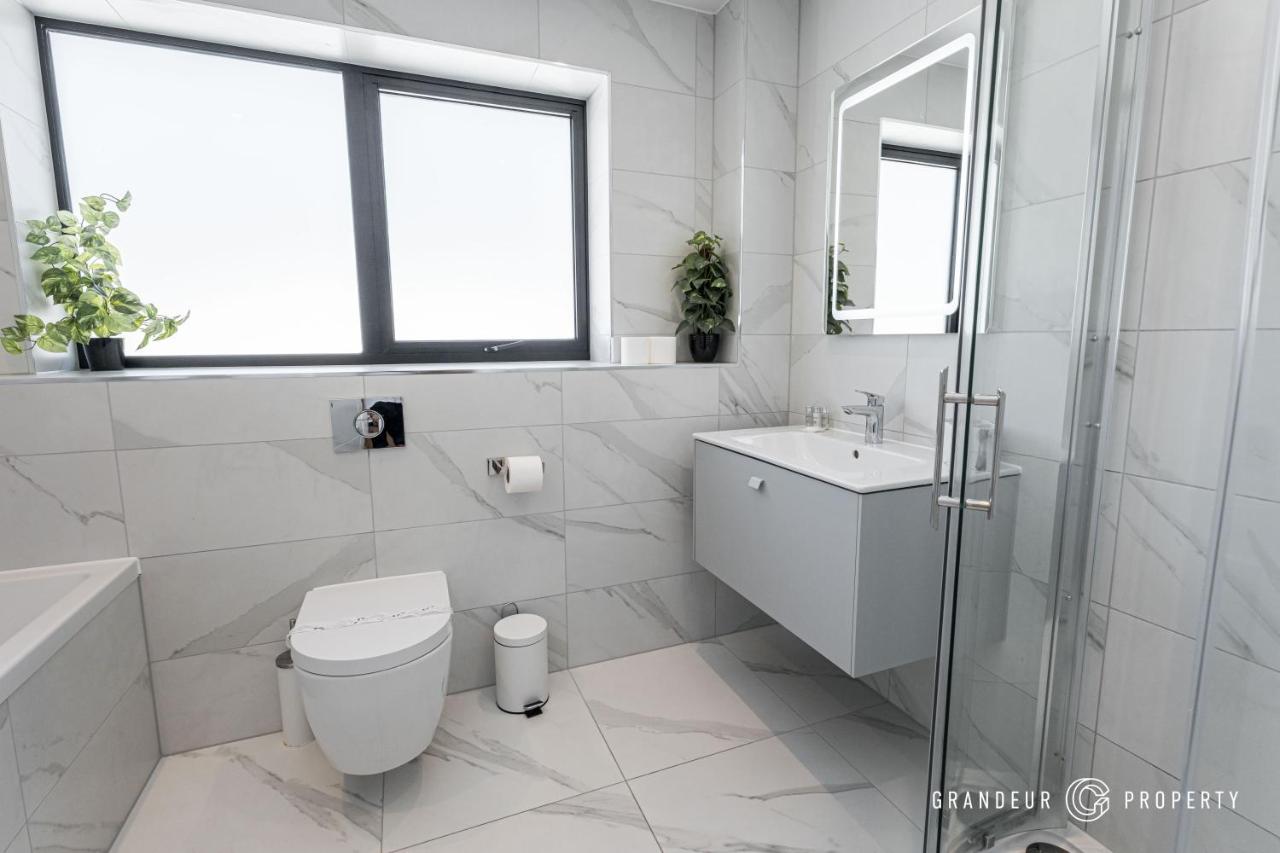 Carbery Lux By Grandeur Property Bournemouth Exteriör bild